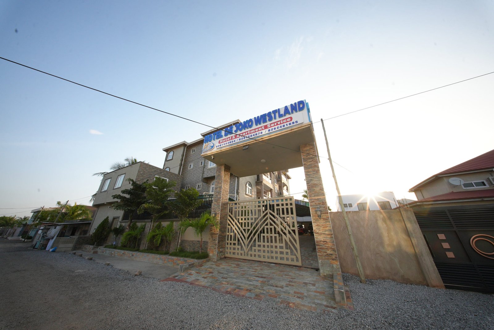 Front exterior 03